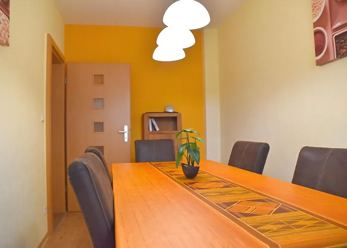 Guwo Gaestewohnung Friedrich-schiller-str 27 *